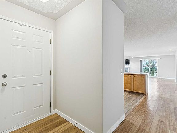 3rd image of 7171 NE Coach Hill Rd SW #704