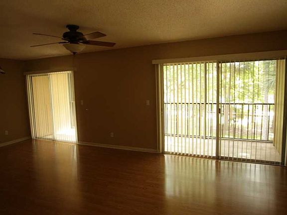 4th image of 110 Cypress Woods Ct APT 5B