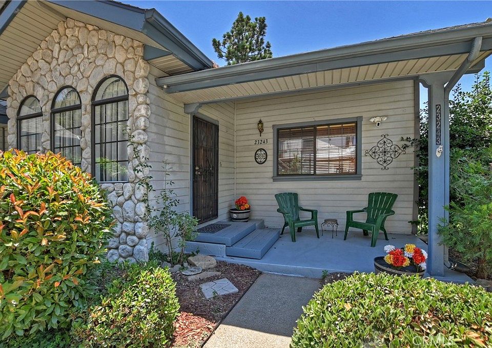 23243 Sunrise Way Crestline CA Zillow
