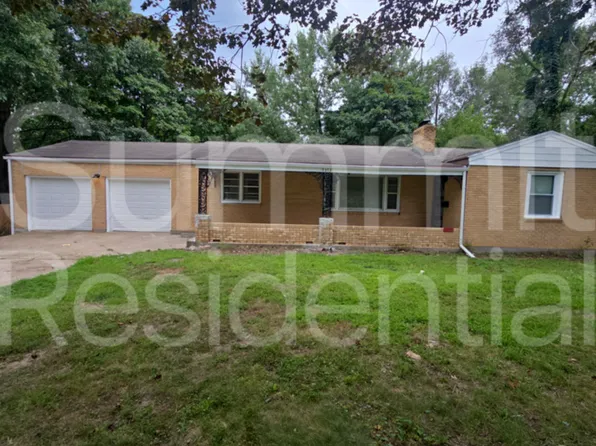 5353 Blue Ridge Blvd, Raytown, MO 64133