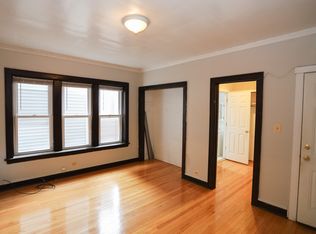 4520 N Damen Ave APT 2D, Chicago, IL 60625