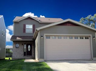 23576 N Cottage Rd, Lake Zurich, IL 60047