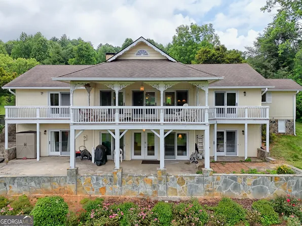 70 Fairway Ln, Sky Valley, GA 30537