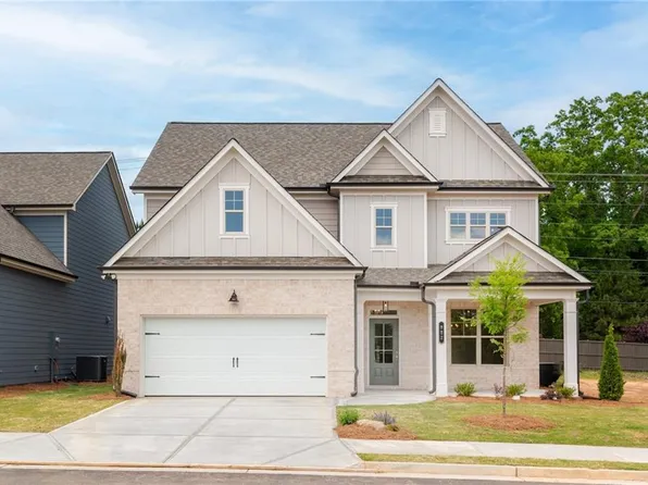 982 Homepark Cir, Buford, GA 30518