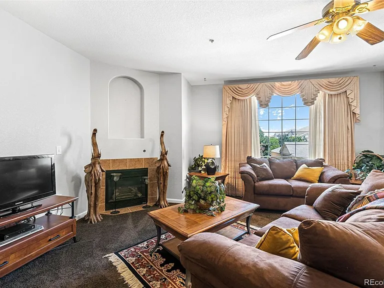 5704 N Gibralter Way #7-201 — Photo 3