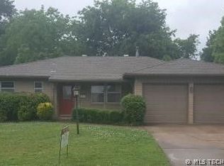 8172 E 31st Ct, Tulsa, OK 74145