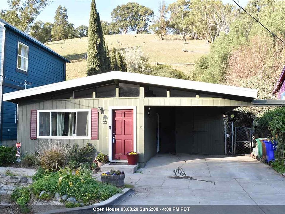 1st image of 132 Canyon Lake Dr