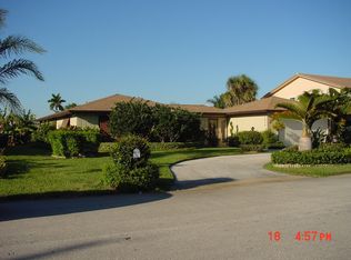 1413 Caribbean Rd E, Lake Clarke Shores, FL 33406