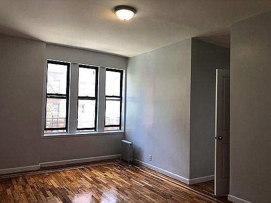 1st image of 514 W 204th St #21AA