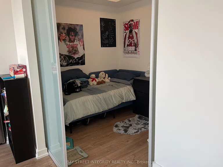 203 College St #2803 — Photo 9
