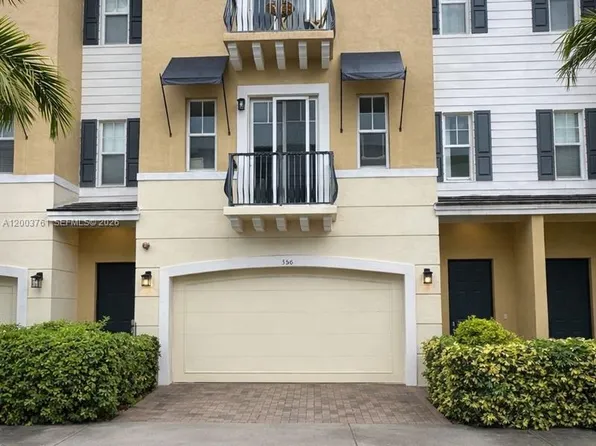 556 NW 39th Cir, Boca Raton, FL 33431