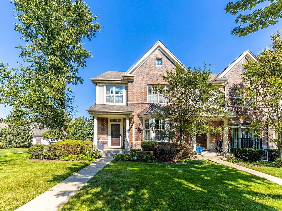 2498 Waterbury Ln
