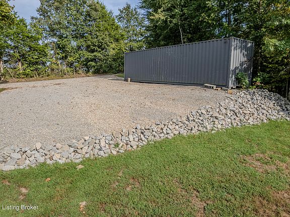 3rd image of 1287 Mercer Bend Rd