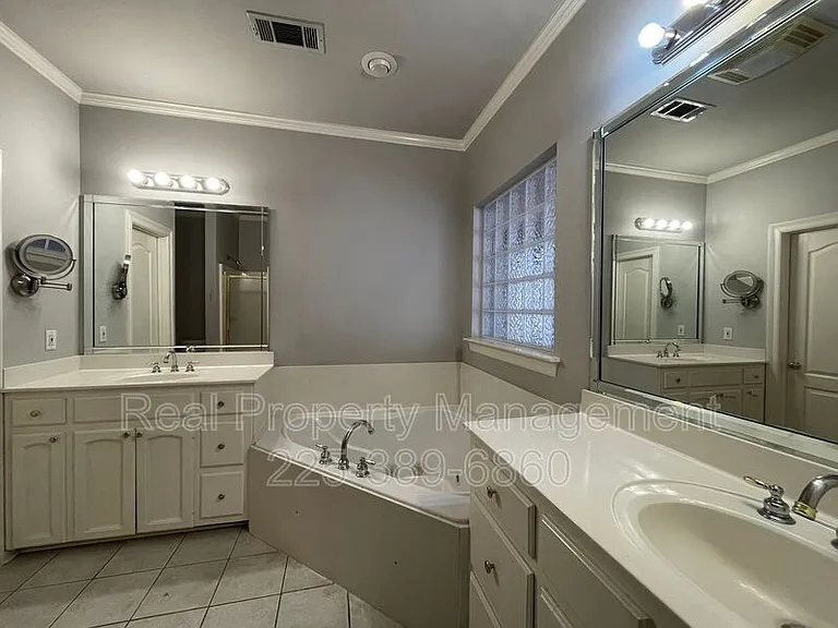 3938 Garden View Dr — Photo 12