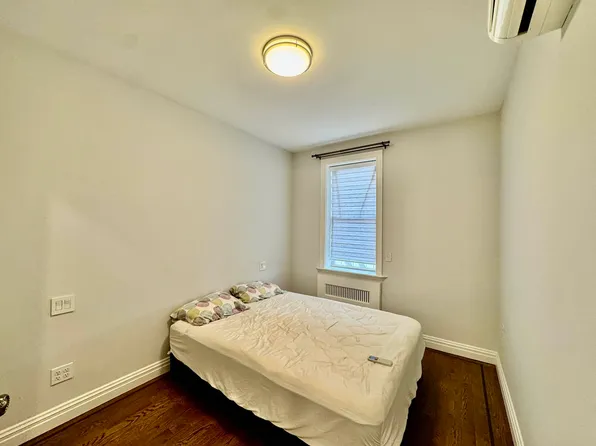 141-25 Northern Boulevard image 13 of 22