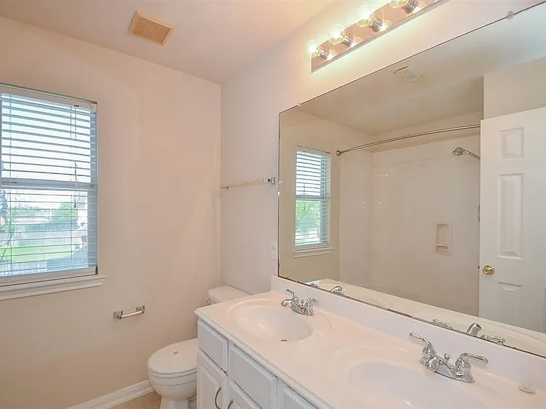 17407 S Sienna Cove Ln — Photo 40