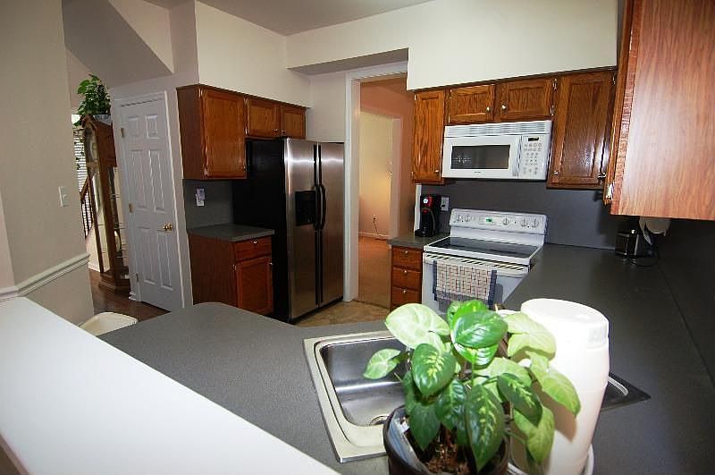 2nd image of 12586 Cricket Ln