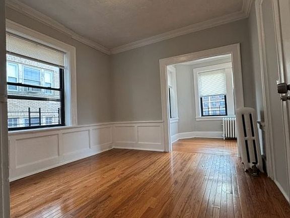 5th image of 540 Park Ave #11