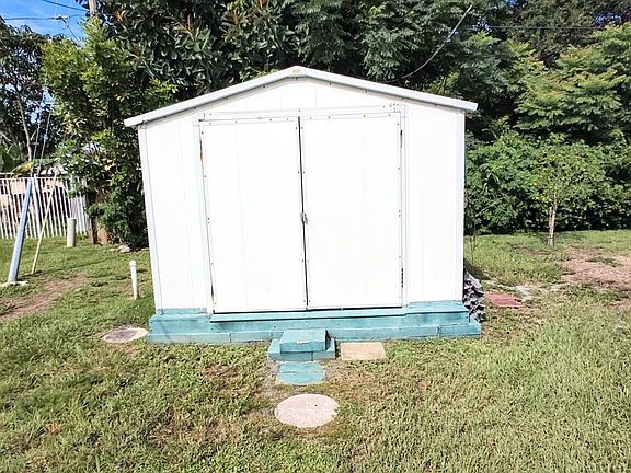 5th image of 2234 SE Shelter Drive