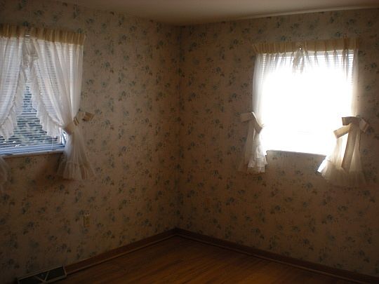 4th image of 117 Joyce Ave