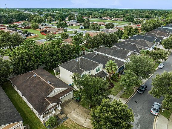 2nd image of 7428 Azalea Cove Cir