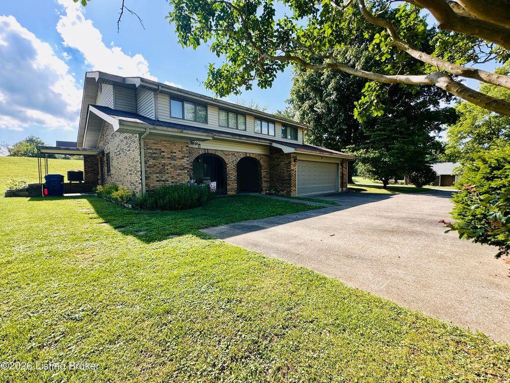 416 Hendricks St, Leitchfield, KY - More
