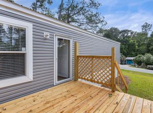 1306 Pensacola Dr, Lillian, AL 36549