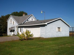 15057 Hemlock Rd, Chesaning, MI 48616