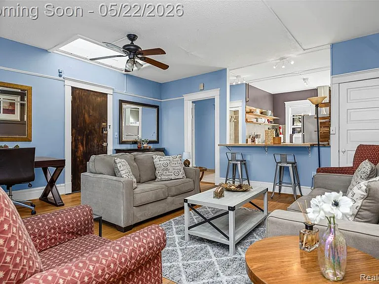 211 N Main St #1 — Photo 15