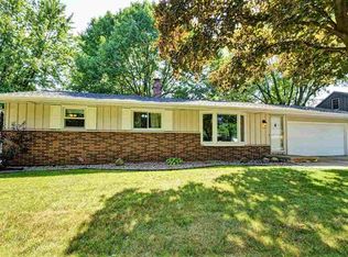 1499 Carole Ln, Green Bay, WI 54313
