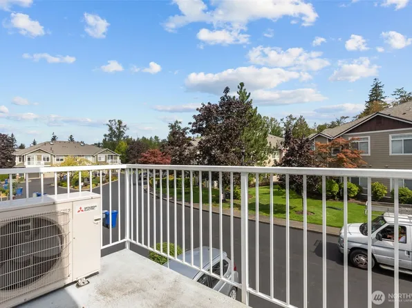 535 241st Lane SE, Sammamish, WA 98074