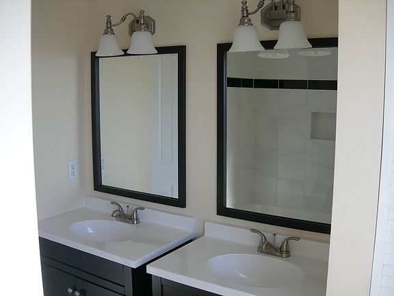 bathroom double sinks marble tile 