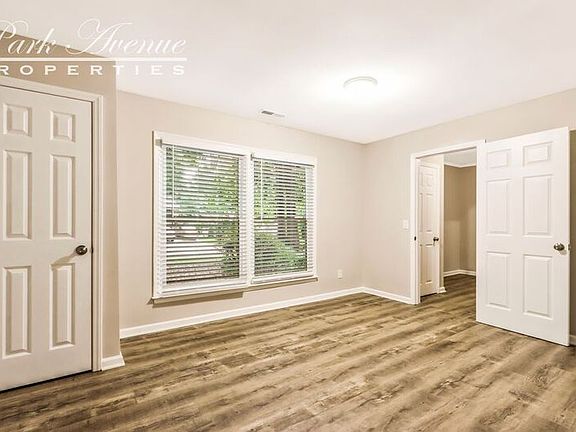 5th image of 4600 Cricklewood Ln