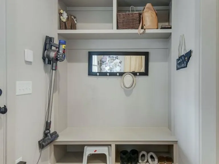 5609 Pennsylvania Ave — Photo 14
