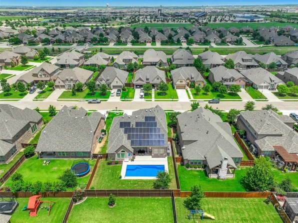 411 Lake Trail Ln, Prosper, TX 75078