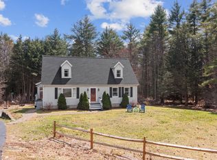 8 Fogg Cir, Newmarket, NH 03857
