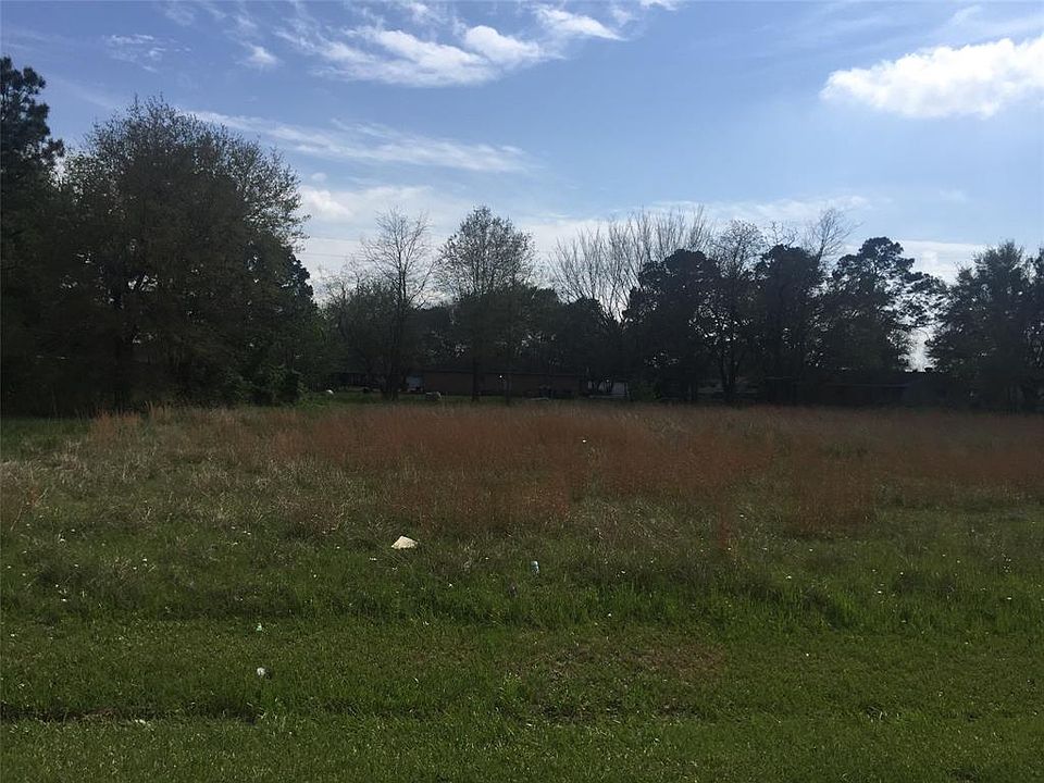 1st image of 3251 3rd St