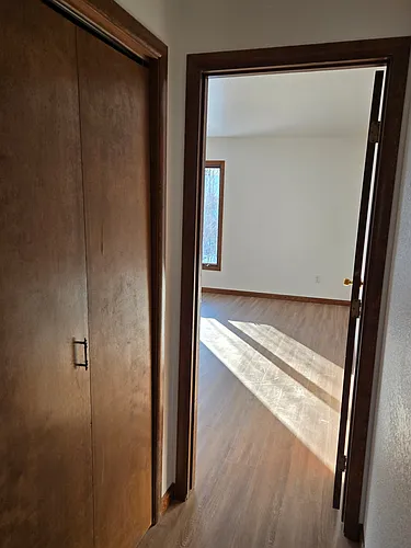 2701 Kingsbridge Cir Photo 1