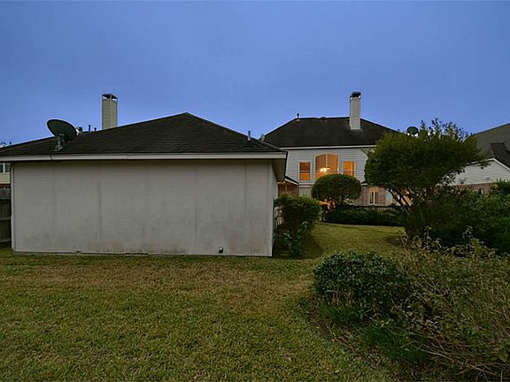 4th image of 12218 Shady Downs Dr
