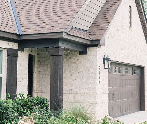 4th image of 2152 Armistead Ln