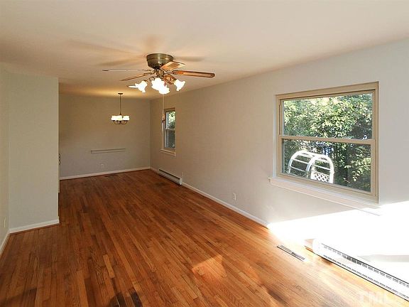 4th image of 2417 Margaret Ave
