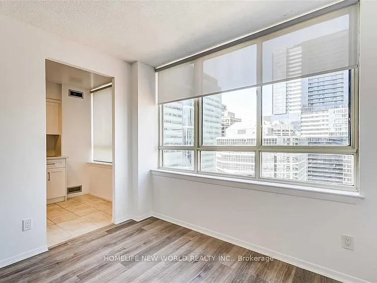 633 Bay St #2523 — Photo 13