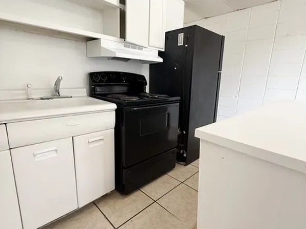 1110 Carswell Ave Unit A, Waycross, GA 31503