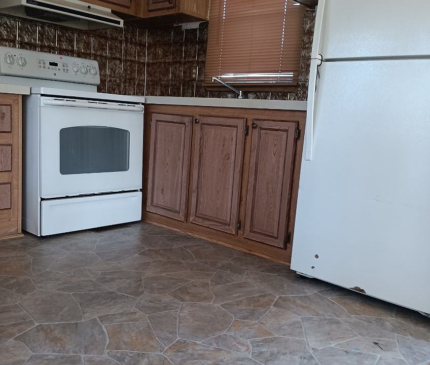 1st image of 1720 NW 38th Ave Unit 133