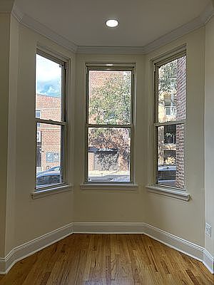 3rd image of 554 11th St APT 1L