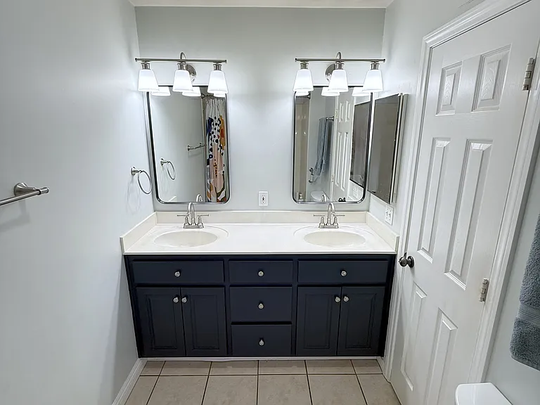 14270 Pinewood Dr — Photo 6