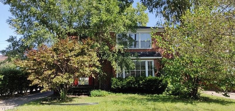 1st image of 17311 Chagrin Blvd