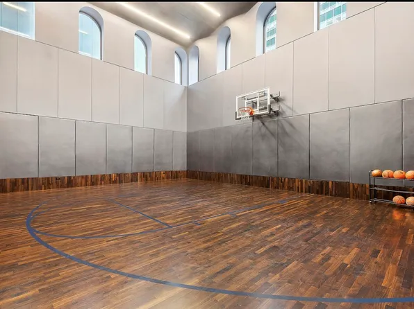 130 William Street image 13 of 16