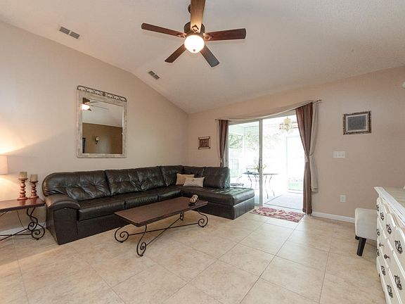 5th image of 8312 W Staplehurst Dr