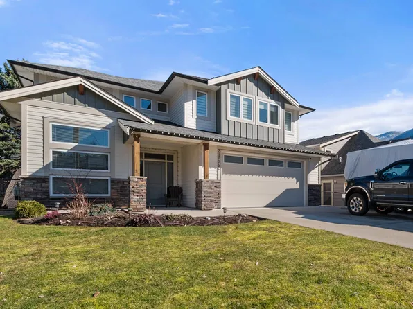 21002 Swallow Pl, Hope, BC V0X 1L1